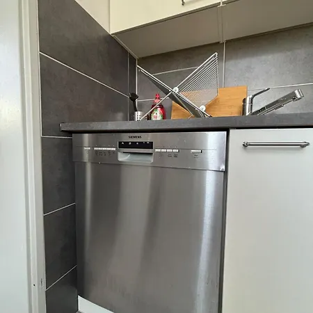 Apartment Moderne 3,5 85m2 & Balkon *