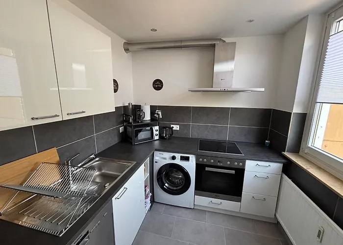 Moderne 3,5 85m2&balkon Apartment Duisburg