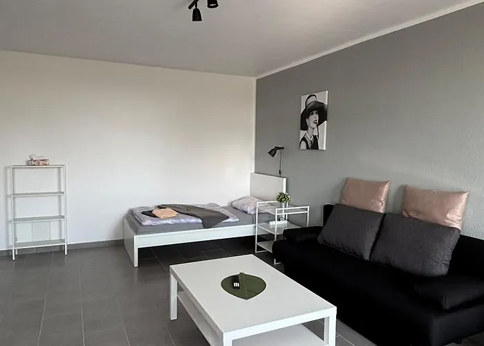 Moderne 3,5 85m2&balkon Apartment Duisburg